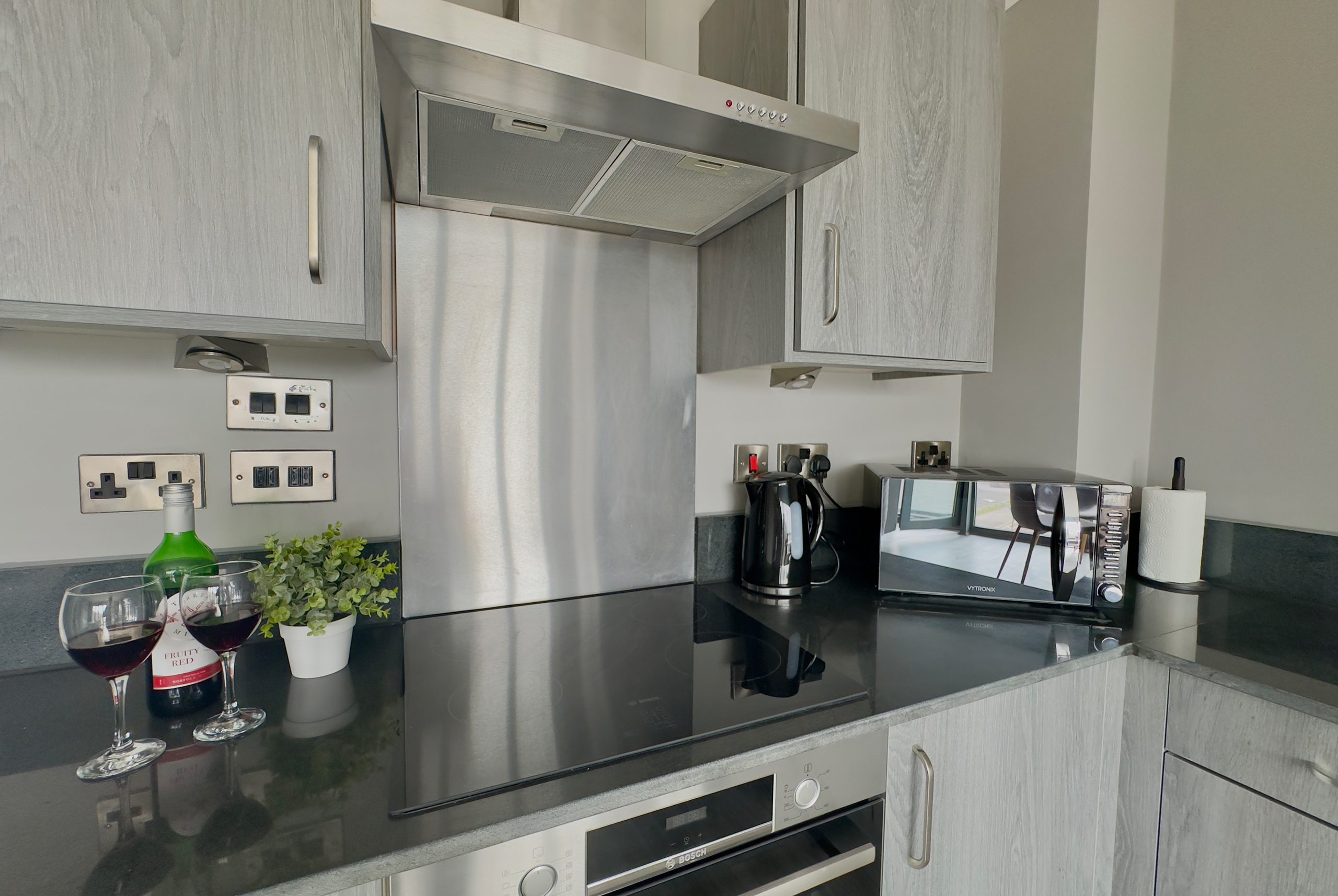 Monarchs-Quay-Apartments-2BR1W-1