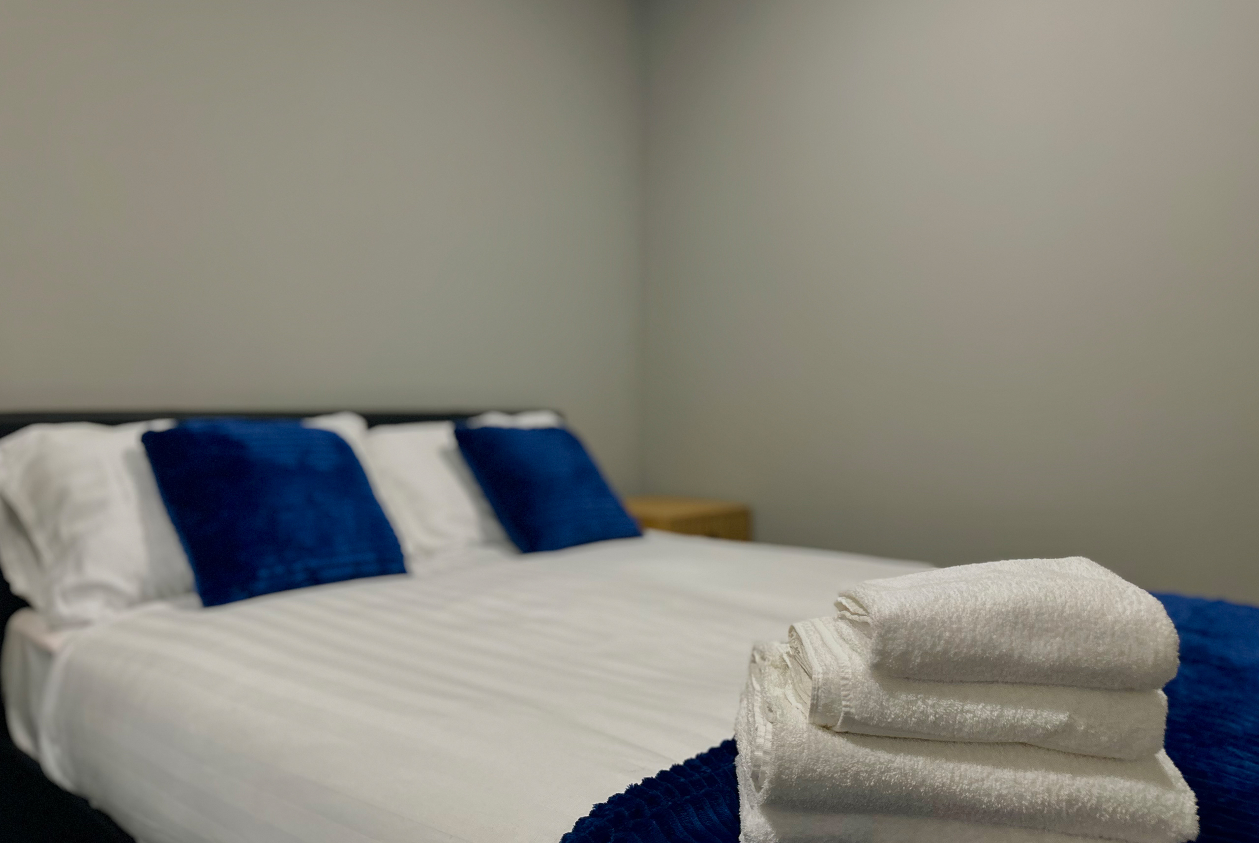 Monarchs-Quay-Apartments-2BR1W-11