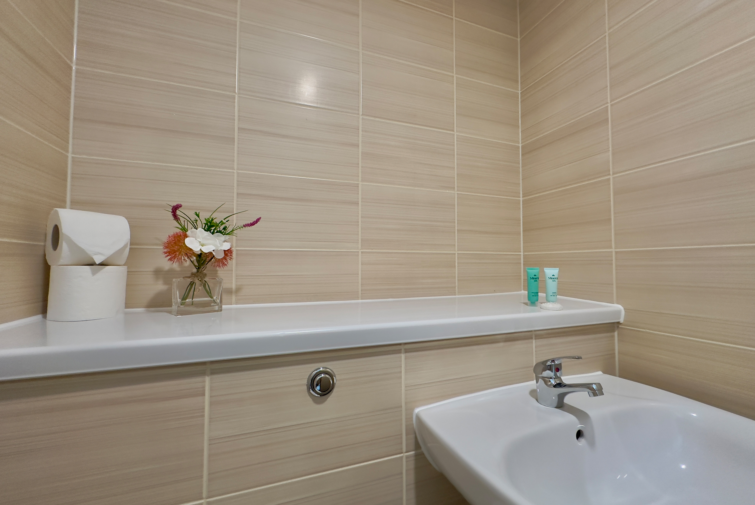 Monarchs-Quay-Apartments-2BR1W-12