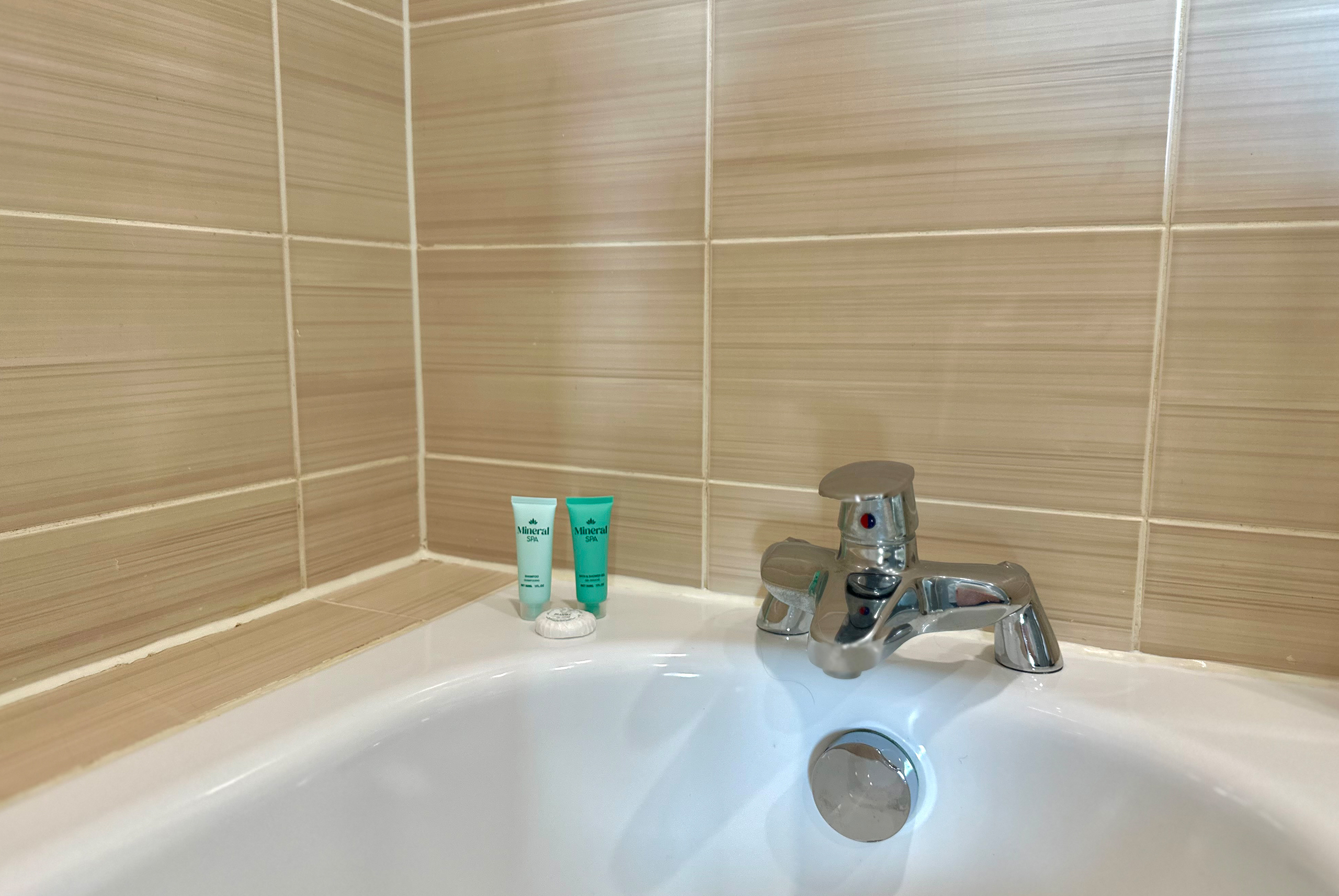 Monarchs-Quay-Apartments-2BR2W-16