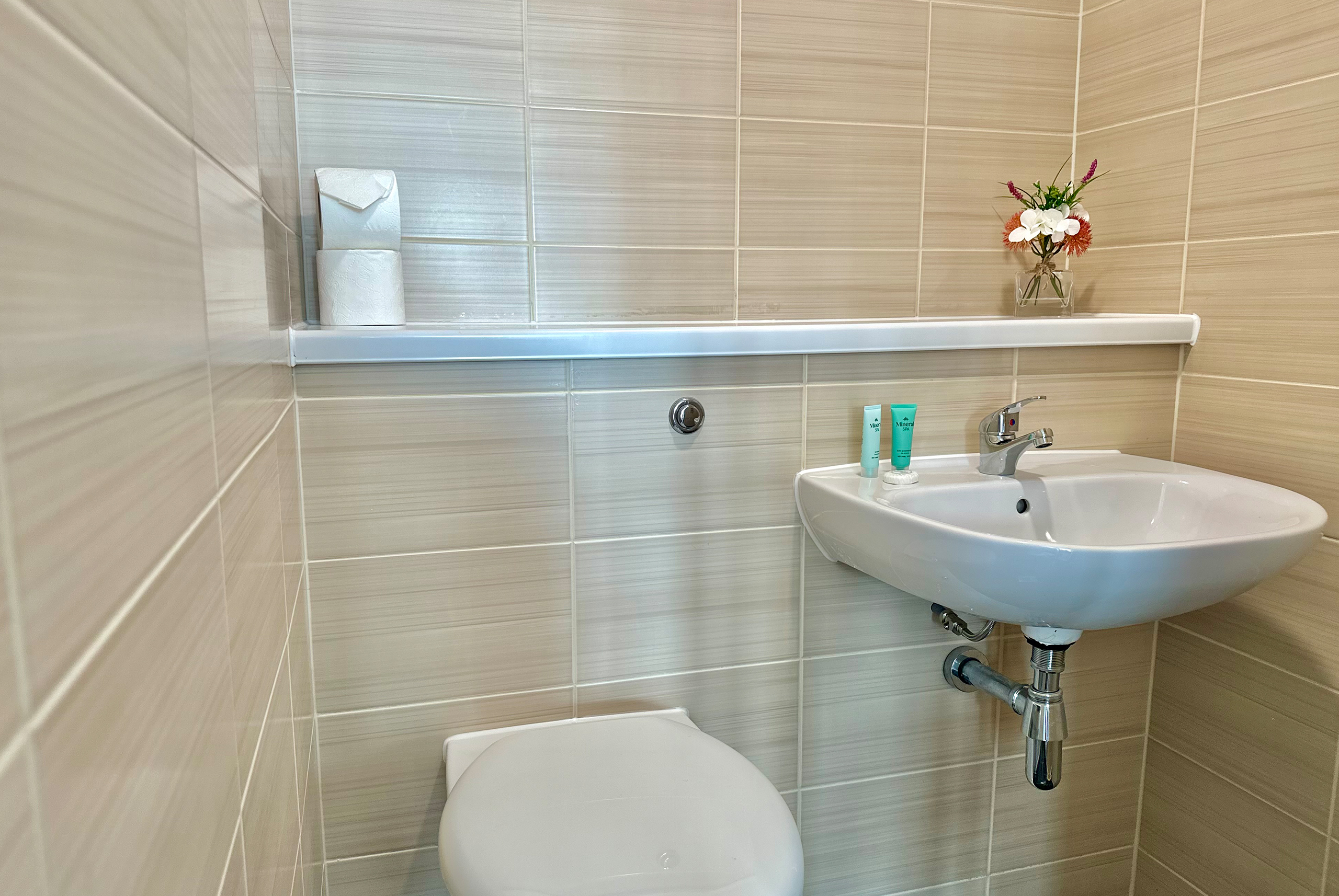 Monarchs-Quay-Apartments-2BR2W-18