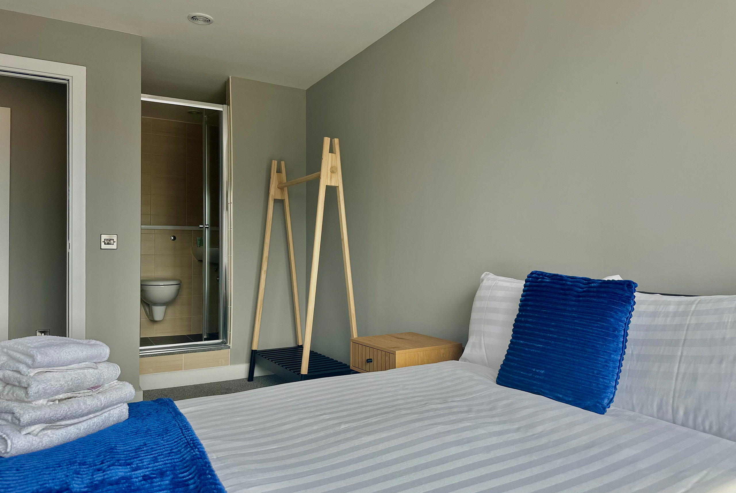 Monarchs-Quay-Apartments-2BR2W-19