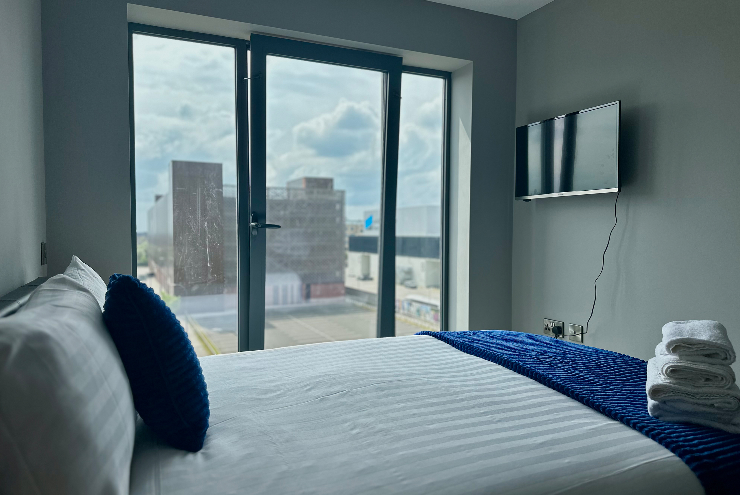 Monarchs-Quay-Apartments-2BR2W-20