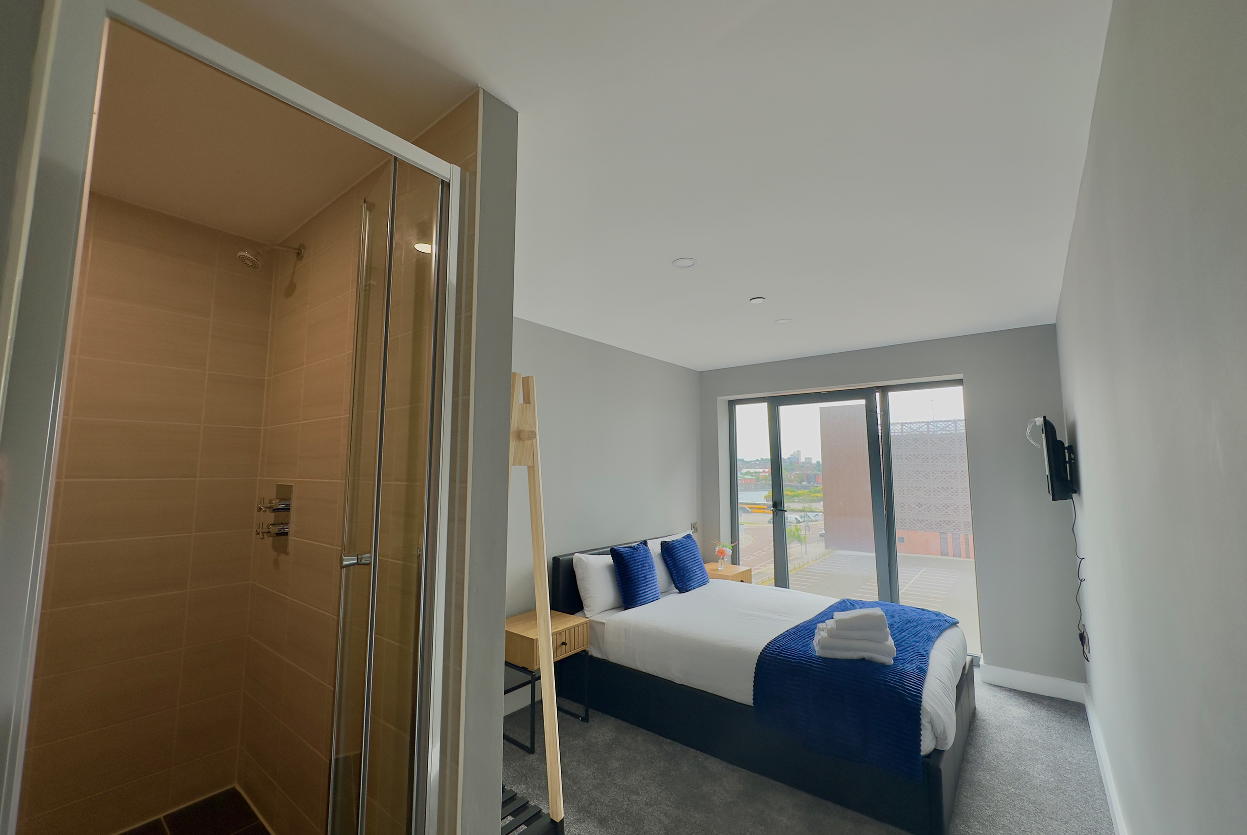 Monarchs-Quay-Apartments-Corner-18