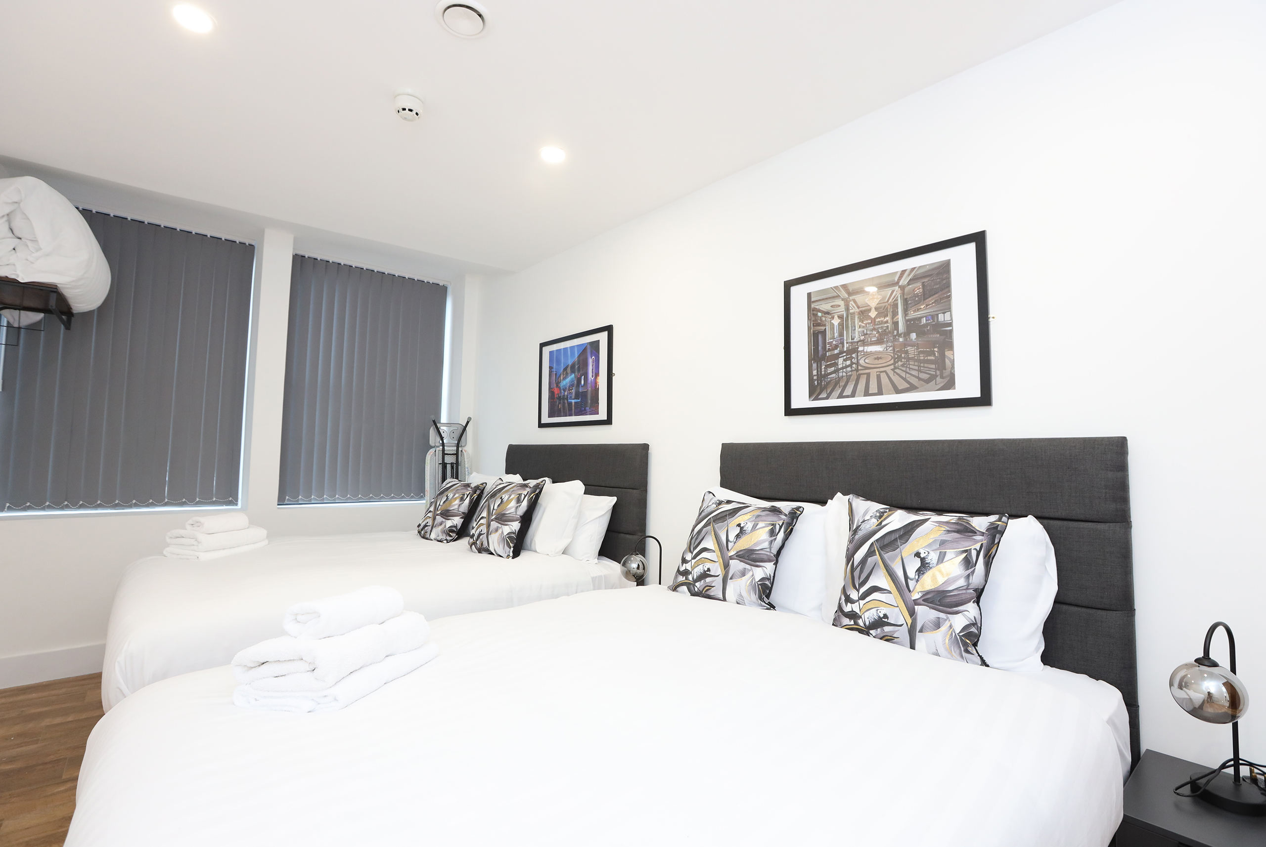 Concert-Square-2-BR-Apartments-6