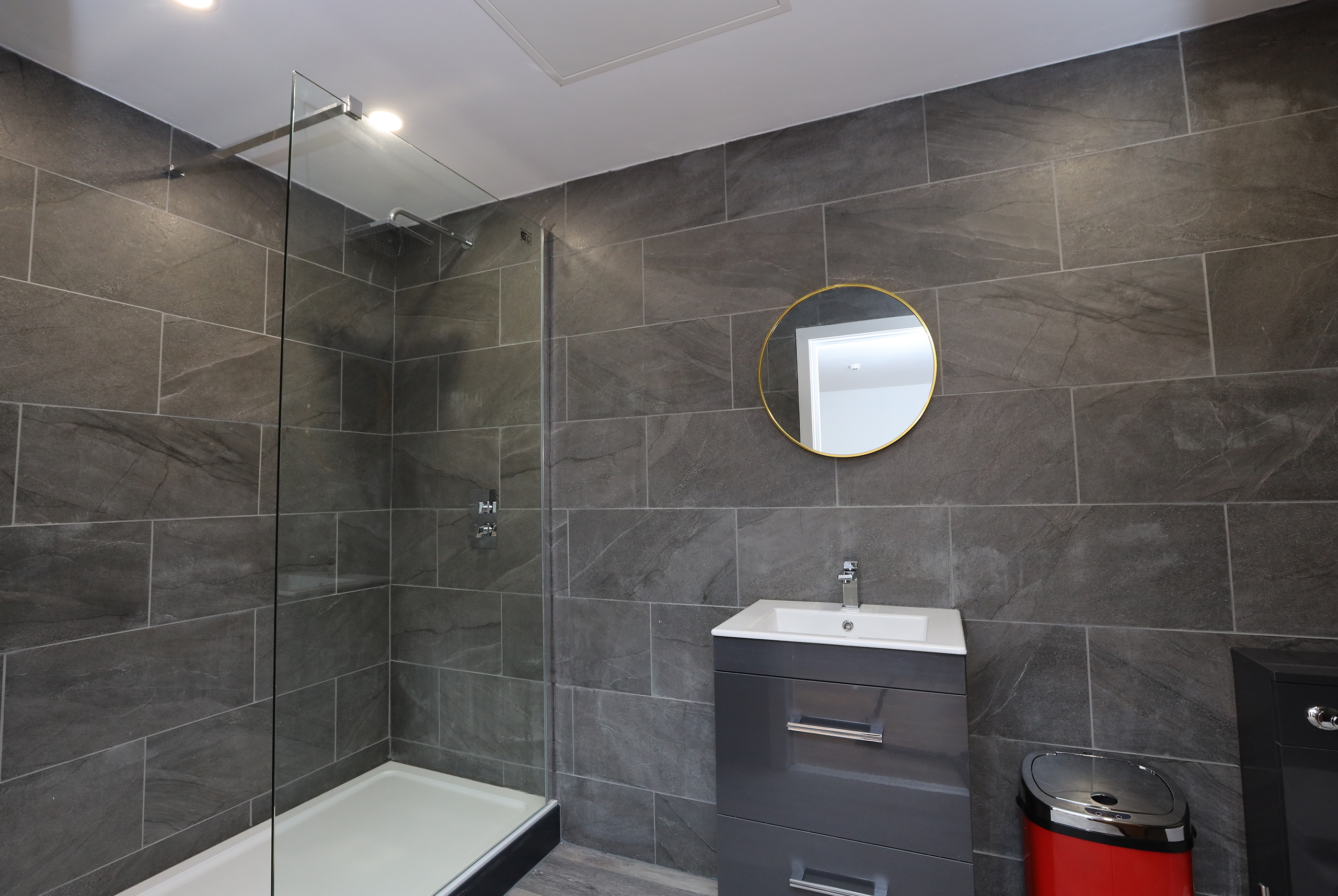 Concert-Square-Party-Studio-Apartment-5