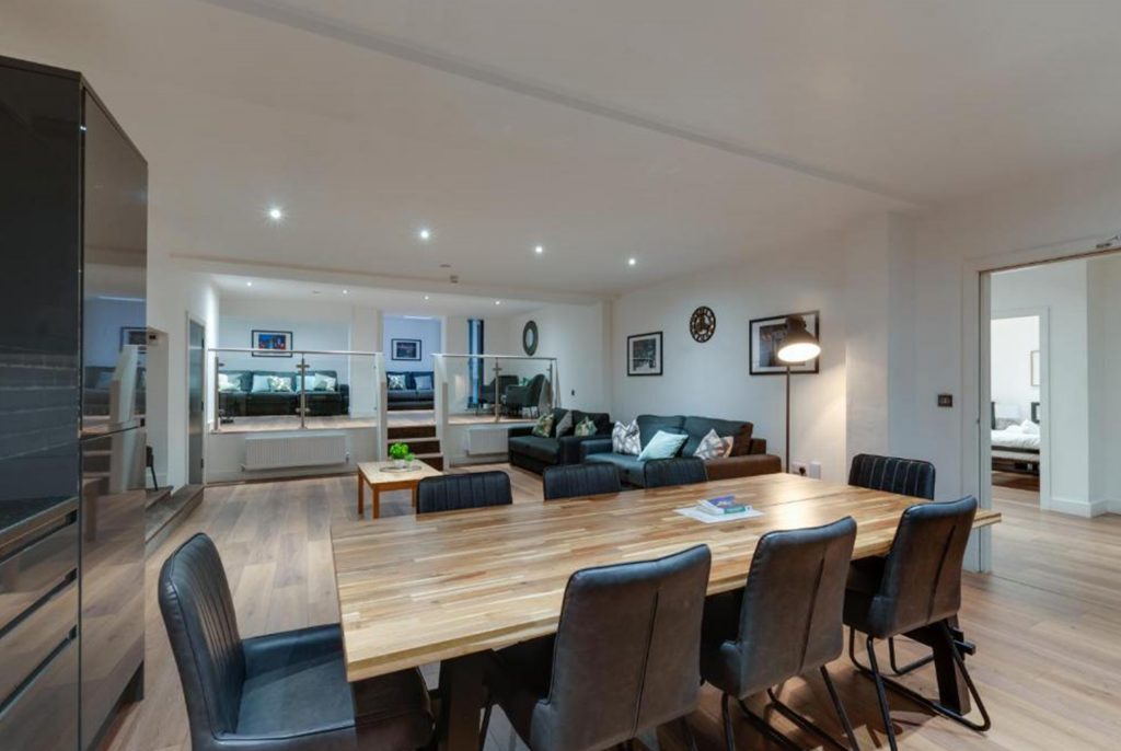 Lord Street 17 Sleeper Basement Apartment - One of Liverpool's Biggest Group Apartments