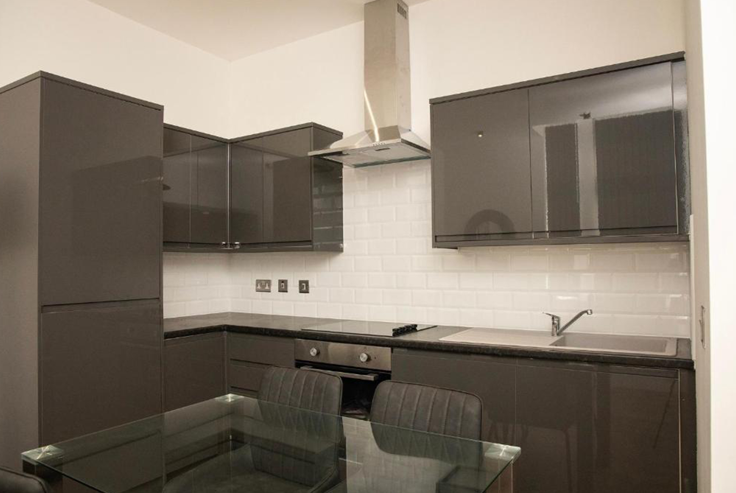 Lord-Street-Apartments-2-BR-4