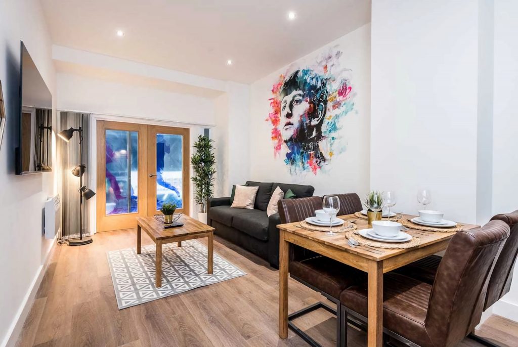 Sgt Peppers Apartments Liverpool city centre accommodation for New Year’s Eve