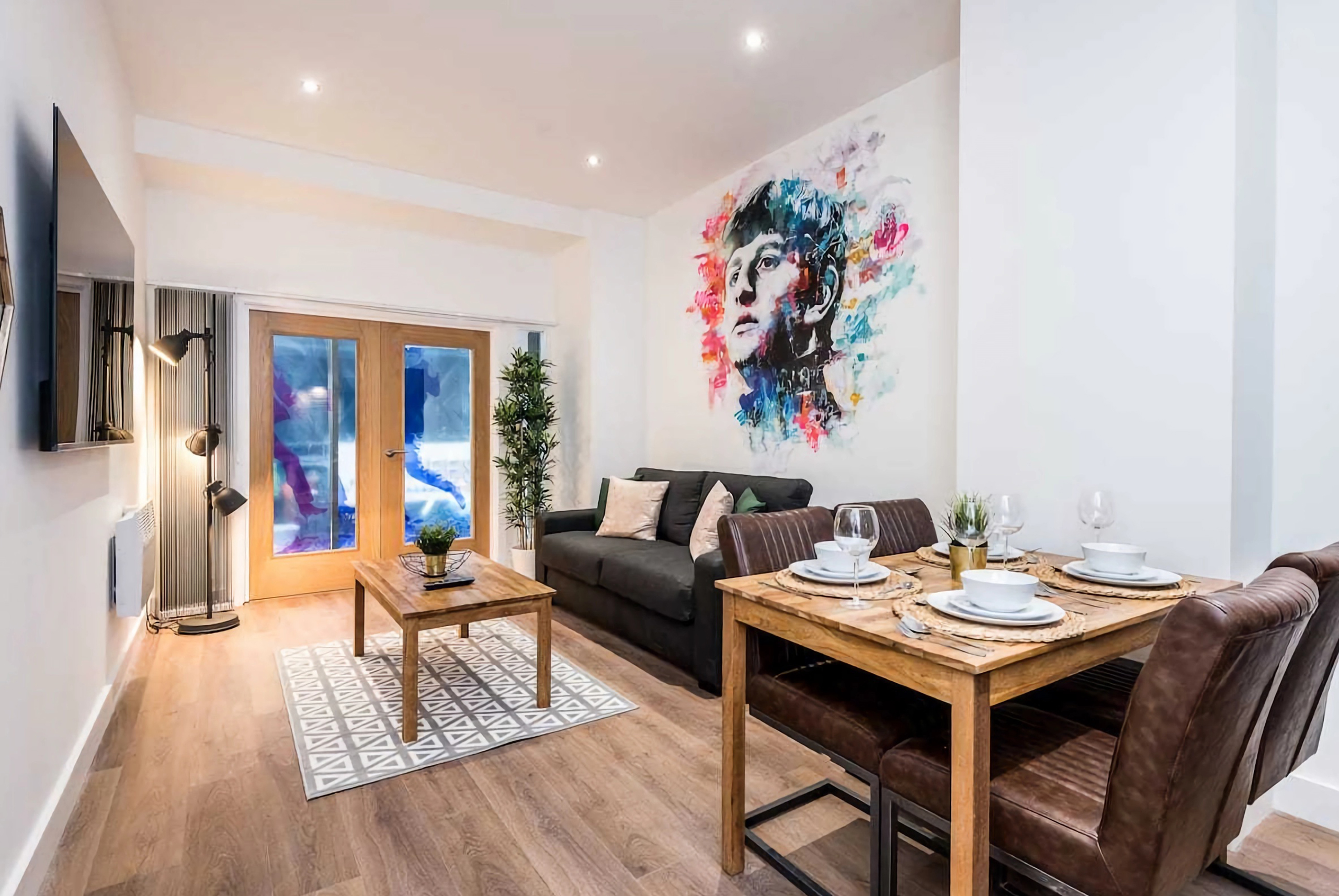 Sgt Peppers Apartments