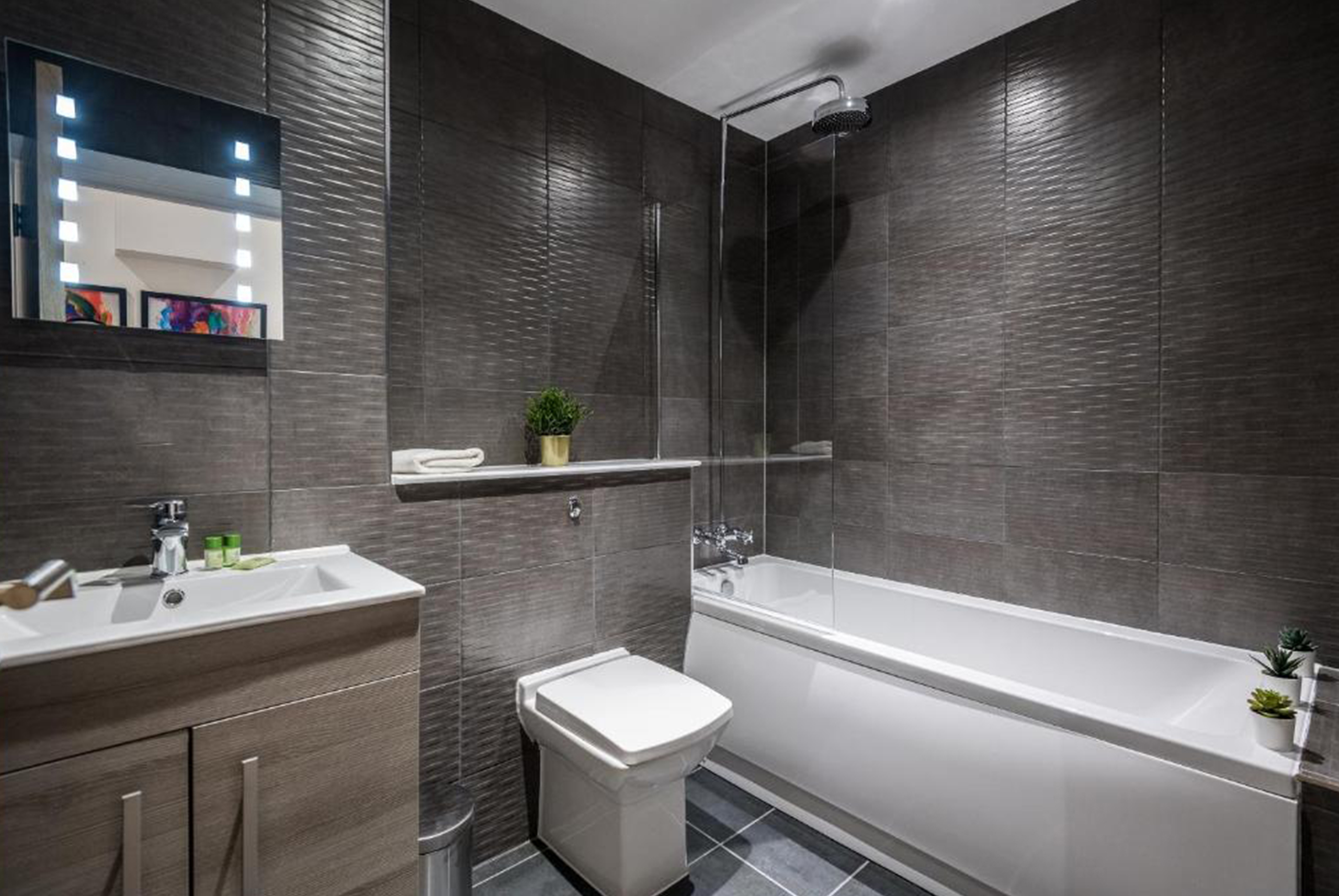 Sgt-Peppers-1-BR-Terrace-Apartment-11