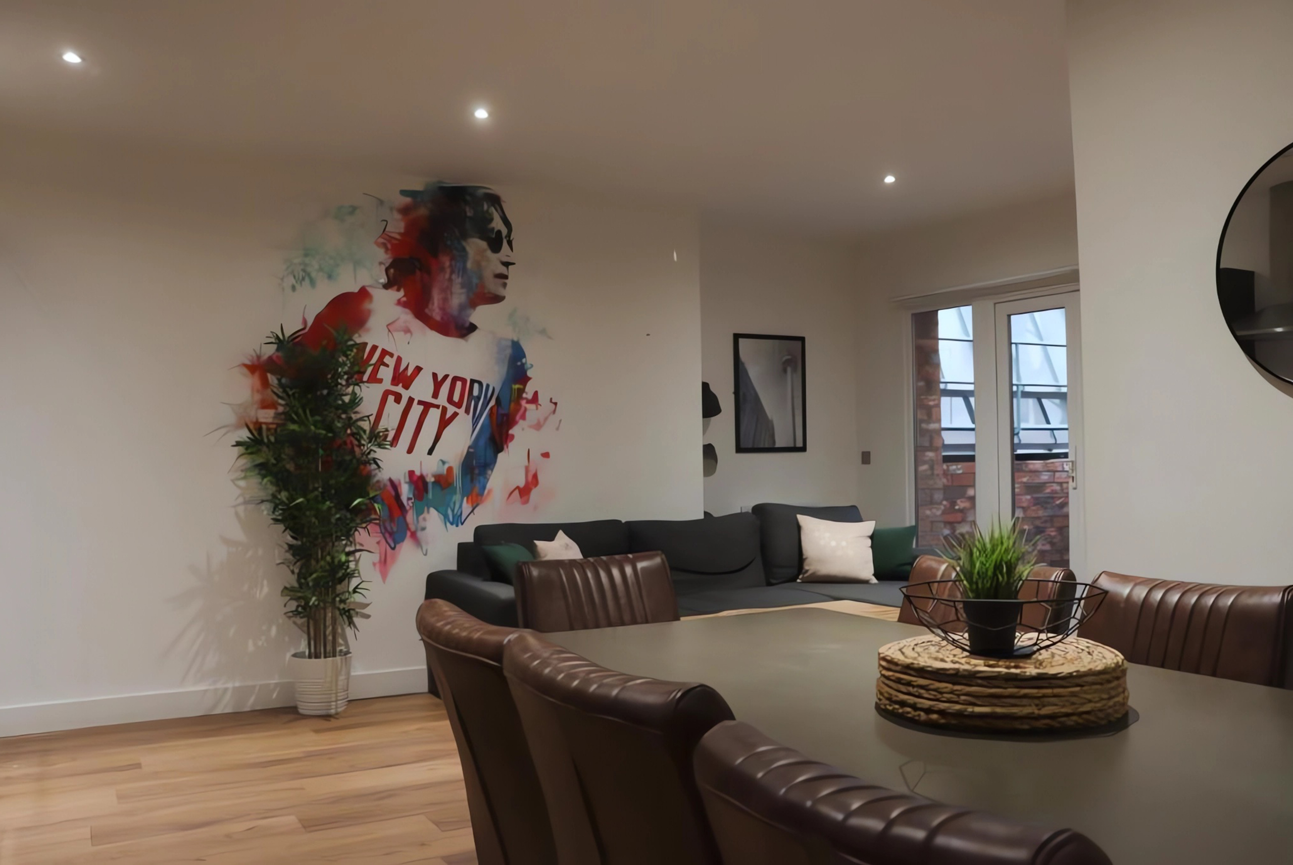 Sgt-Peppers-1-BR-Terrace-Apartment-2