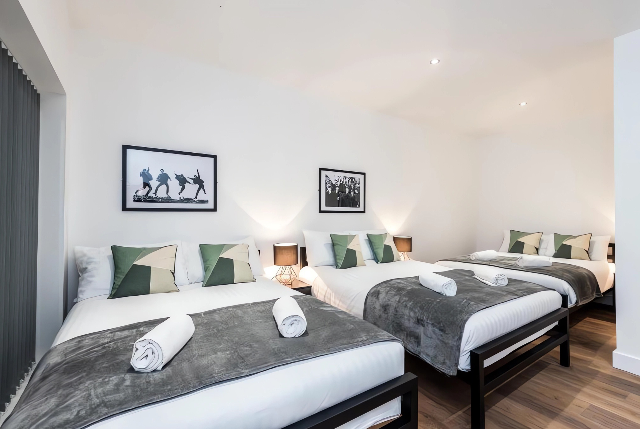 Sgt-Peppers-1-BR-Terrace-Apartment-9