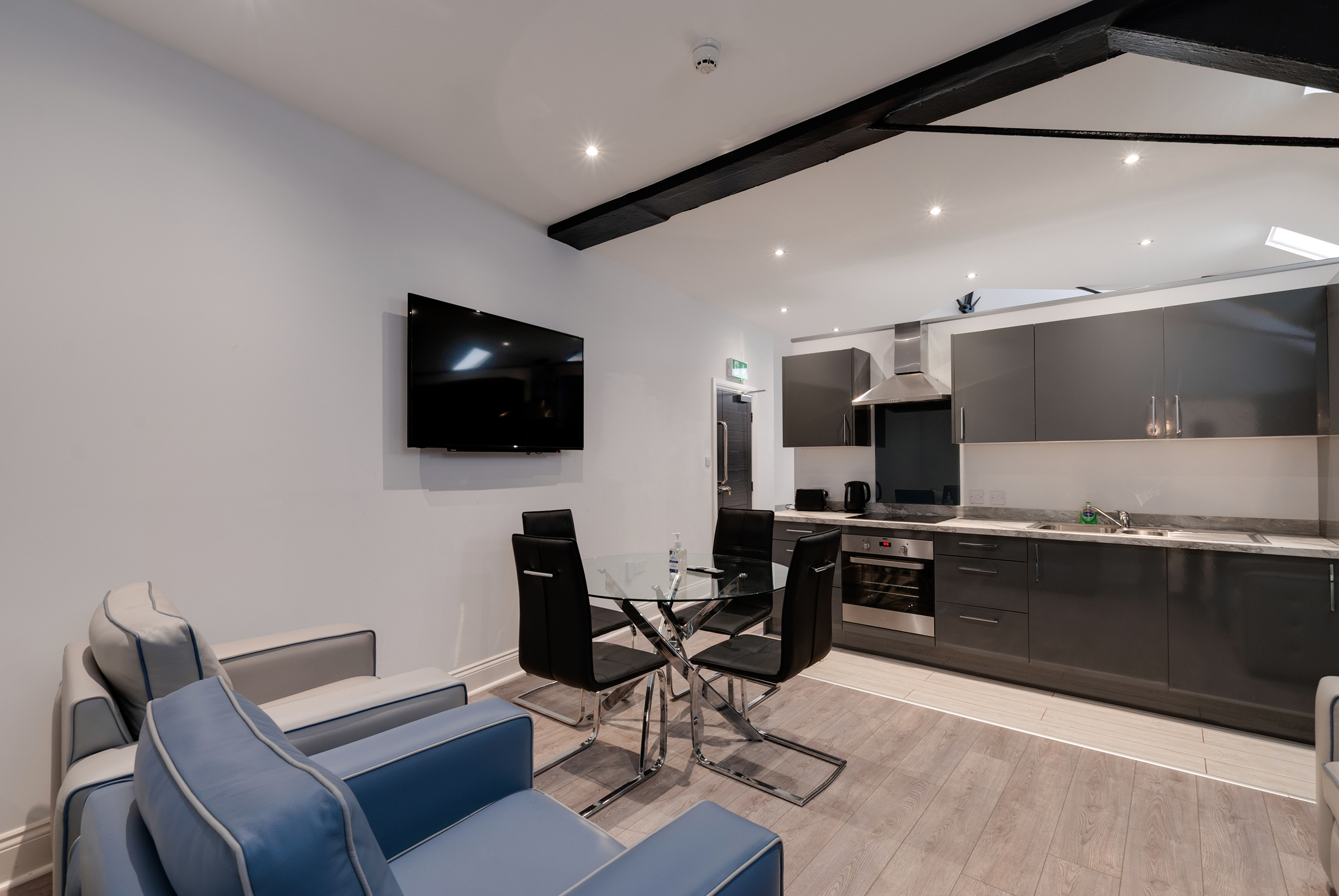 Temple-Court-2-BR-Apartment-2
