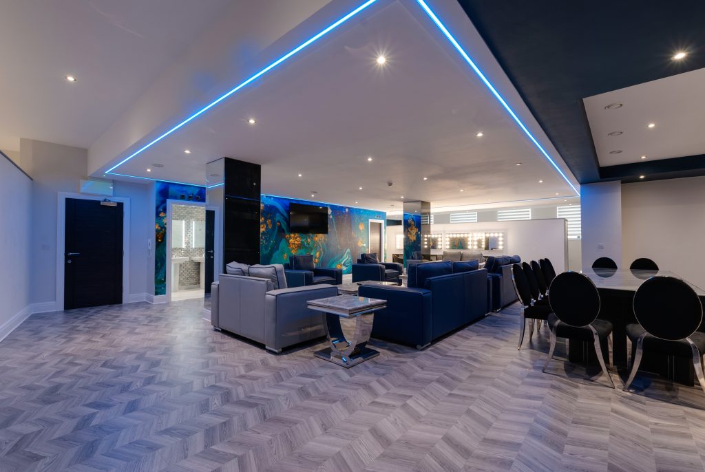 Temple Court Cavern Quarter Party Apartment