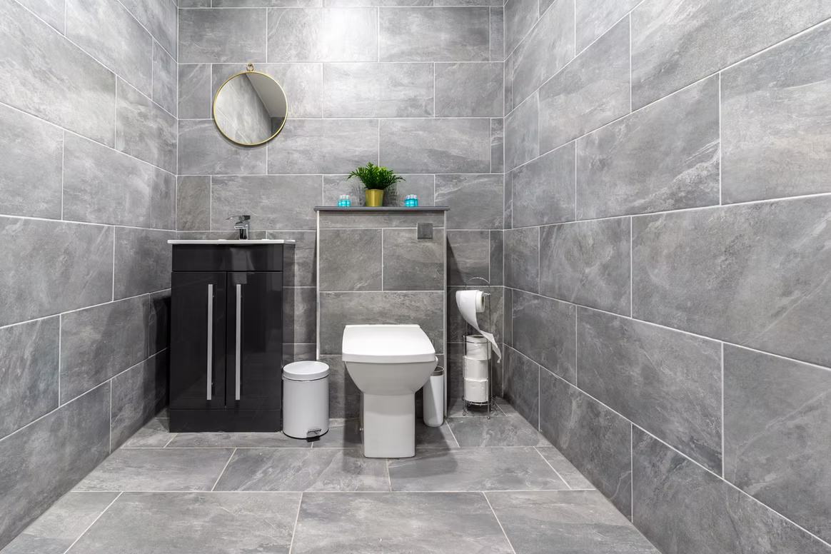 New Zealand House Apartment 8 Bathroom