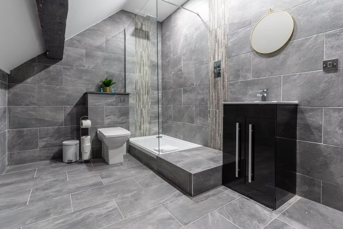 New Zealand House Apartment 9 Bathroom