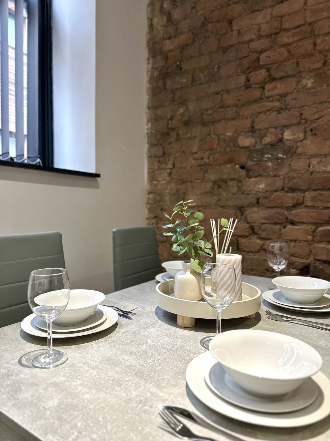 Cumberland Street Apt 2 Dining Area