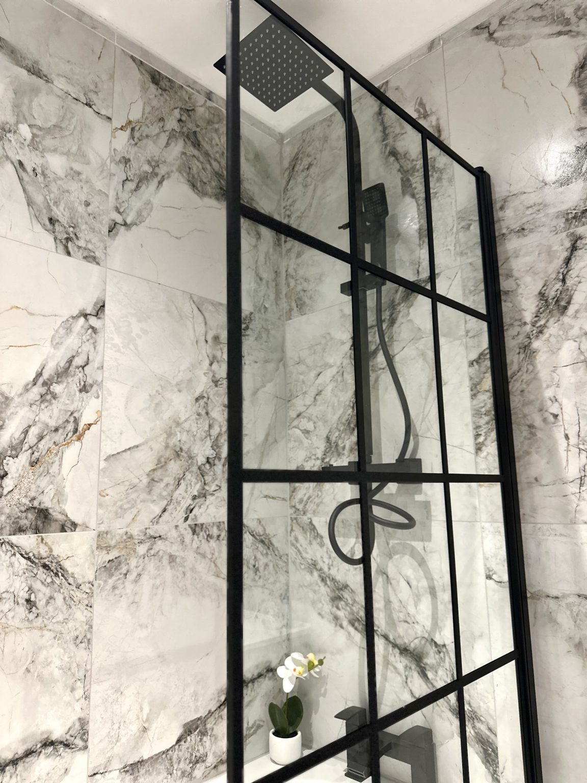 Cumberland Street Apt 3 Stunning Bathroom