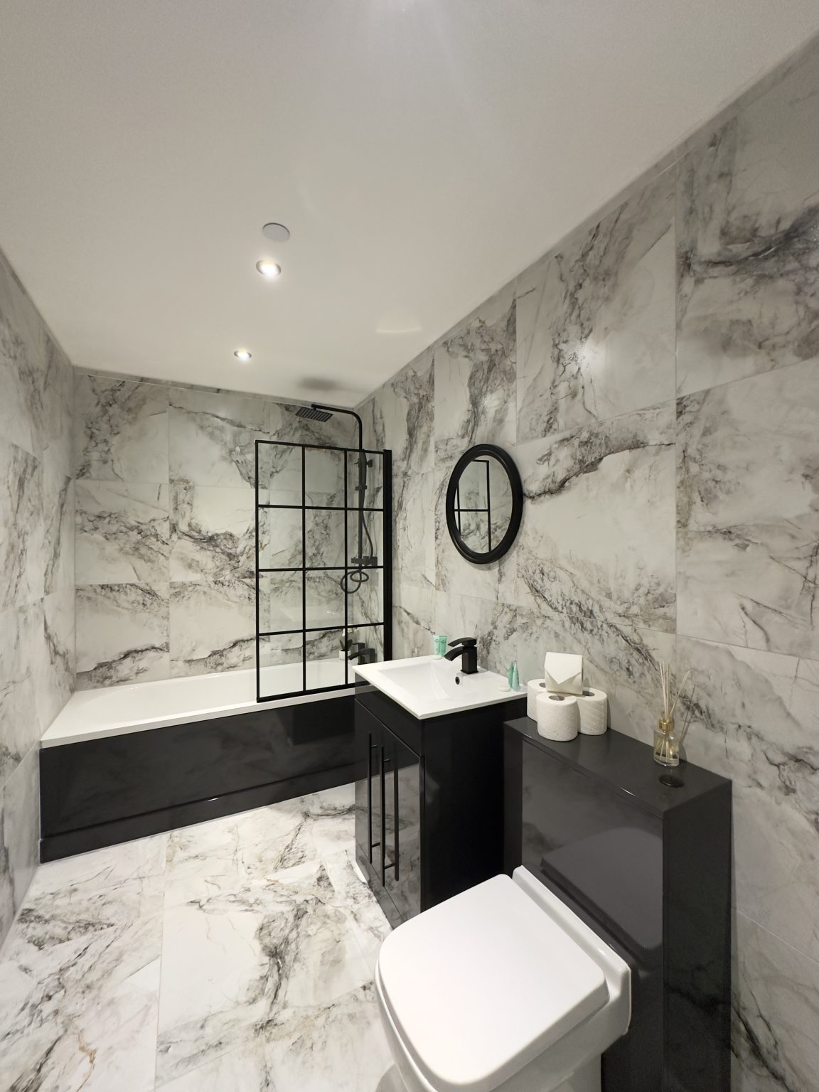 Cumberland Street Apt 3 Modern Bathroom