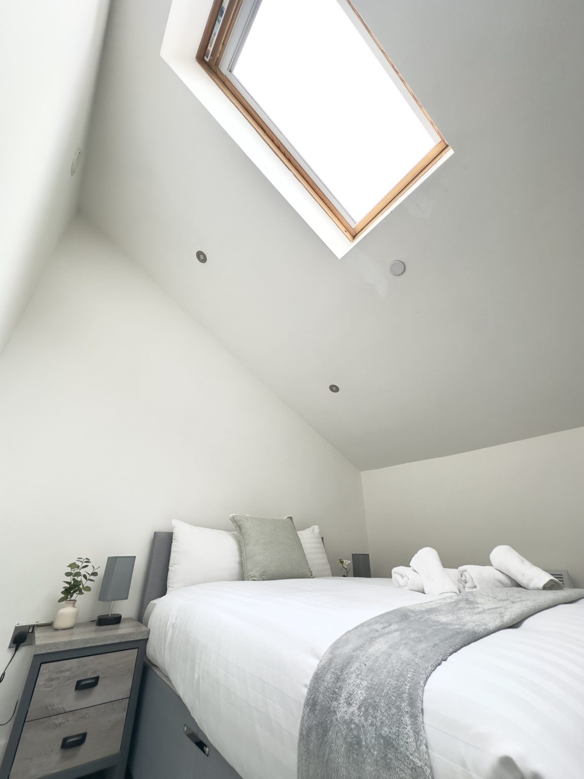 Cumberland Street Apt 8 Bedroom