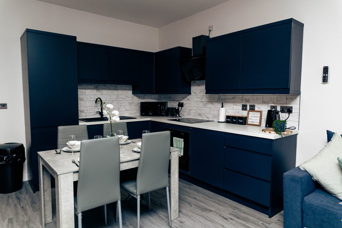 Cumberland Street Apartments Room 6