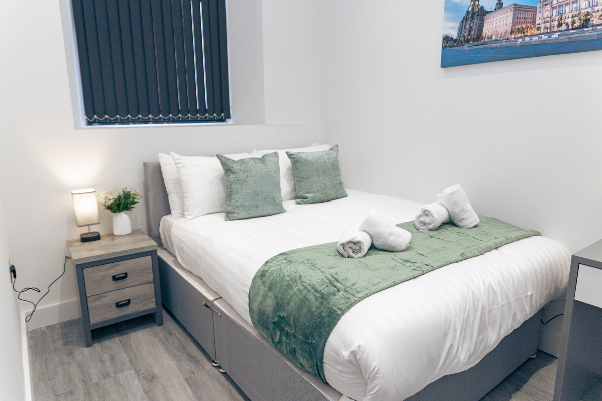 Cumberland Street Apartments Room 10