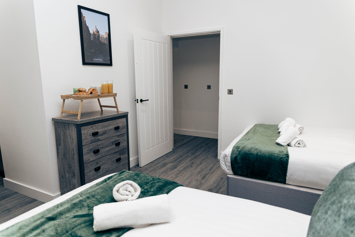 Cumberland Street Apartments Room 10