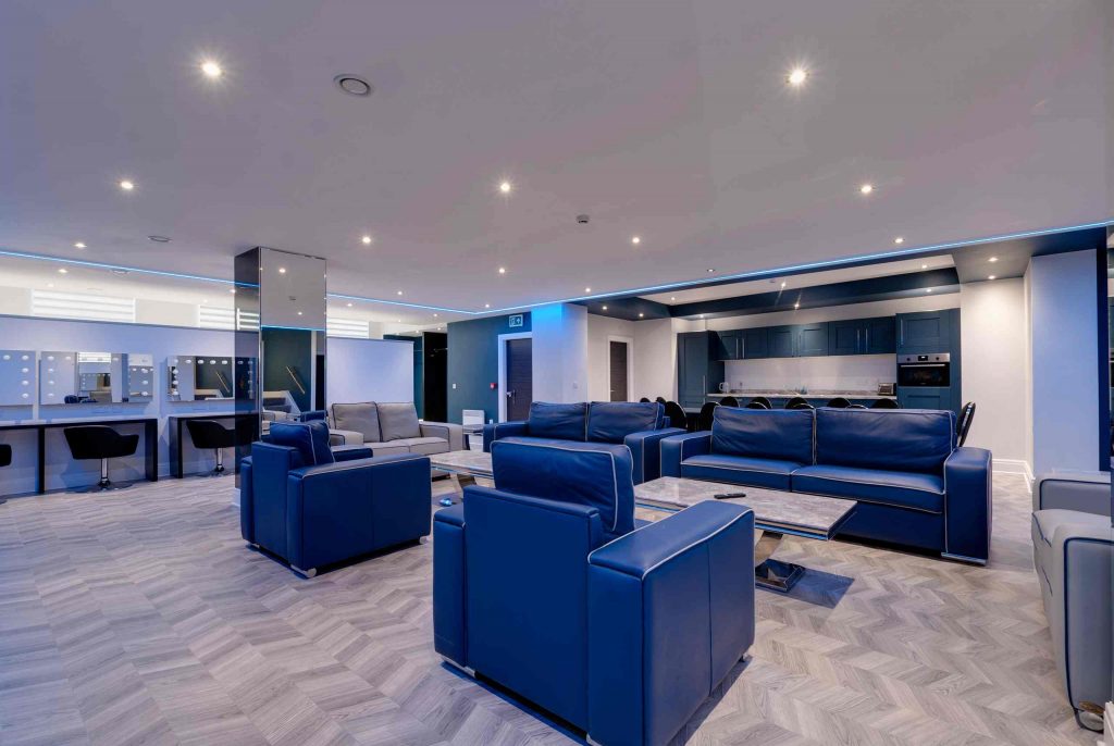 hen party apartment Liverpool with spacious living area