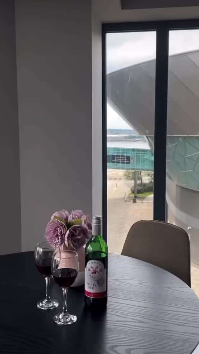 Instagram post from happydaysapartments. This post is in position 4.